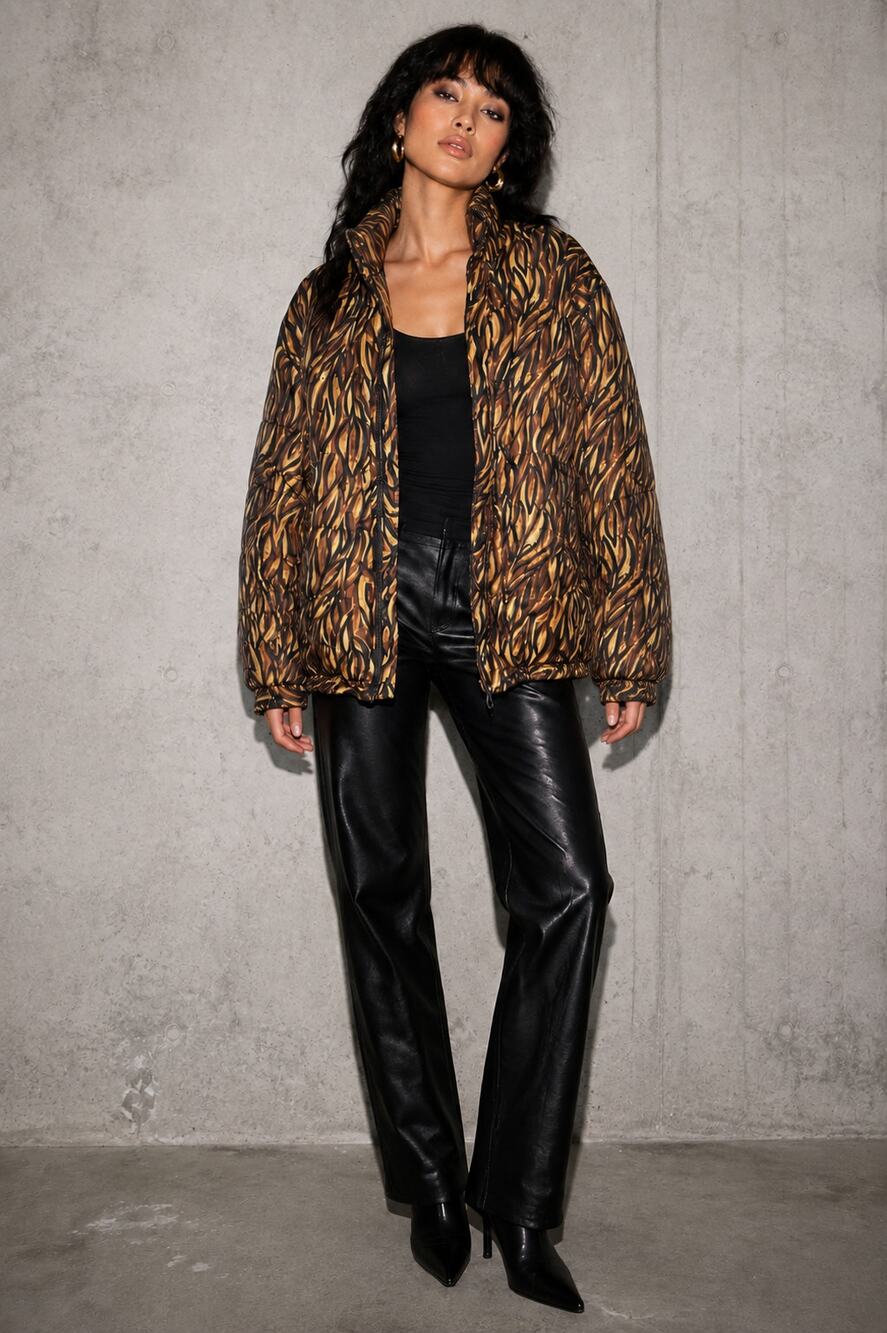 Vtg Silk Oversized Funky Animal Print Artsy Boho Zip Bomber Puffer Jacket M
